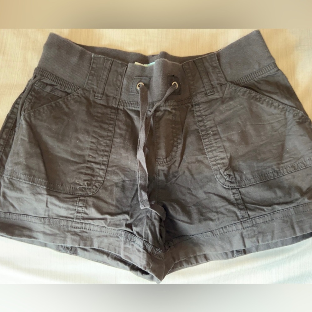 Maurice’s causal shorts   Size 9/10